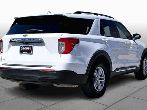 Used 2023 Ford Explorer XLT image 13