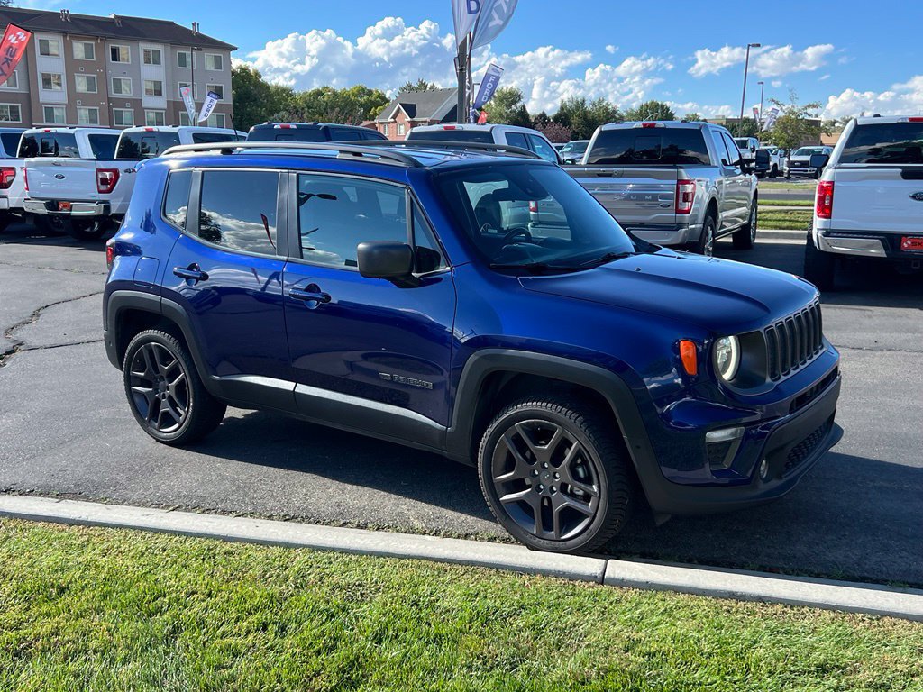 Used 2021 Jeep Renegade Latitude w/ Luxury Group II AWD/4WD image 6