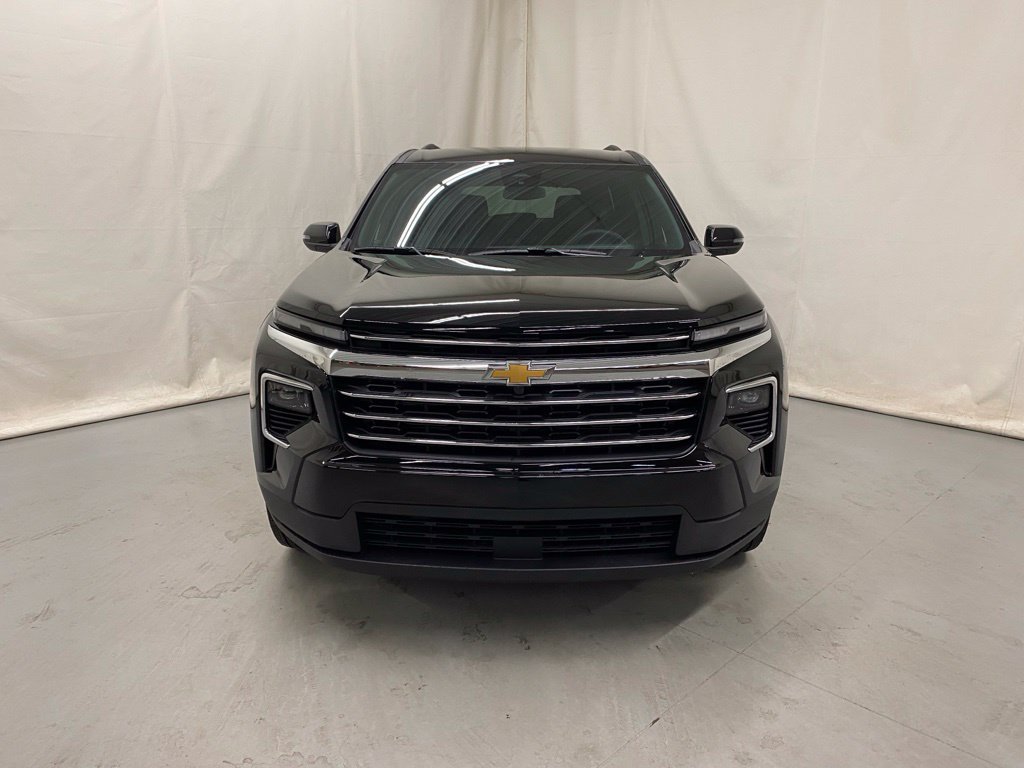 New 2027 Chevrolet Traverse LT w/ LPO, Floor Liner Package AWD/4WD image 3