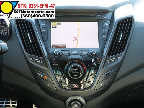 Used 2015 Hyundai Veloster Turbo w/ Option Group 04 image 20