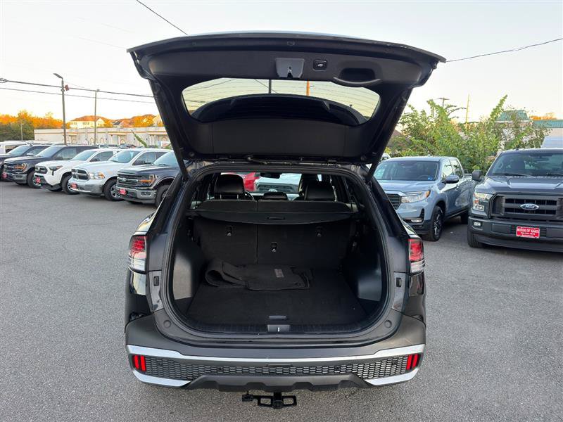 Used 2023 Kia Sportage X-Line w/ X-Line Premium Package AWD/4WD image 4