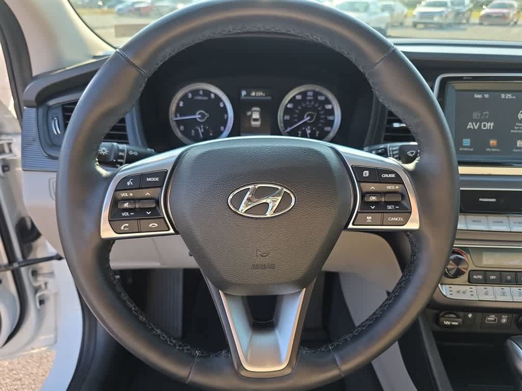 Used 2018 Hyundai Sonata Limited FWD image 18