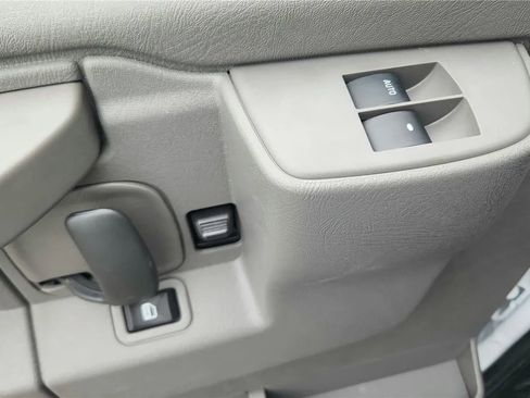 New 2025 Chevrolet Express 3500 w/ Power Convenience Package RWD image 34