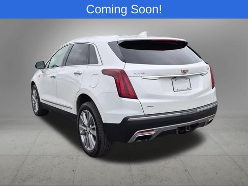 Used 2024 Cadillac XT5 Premium Luxury w/ LPO, Floor Liner Package AWD/4WD image 4