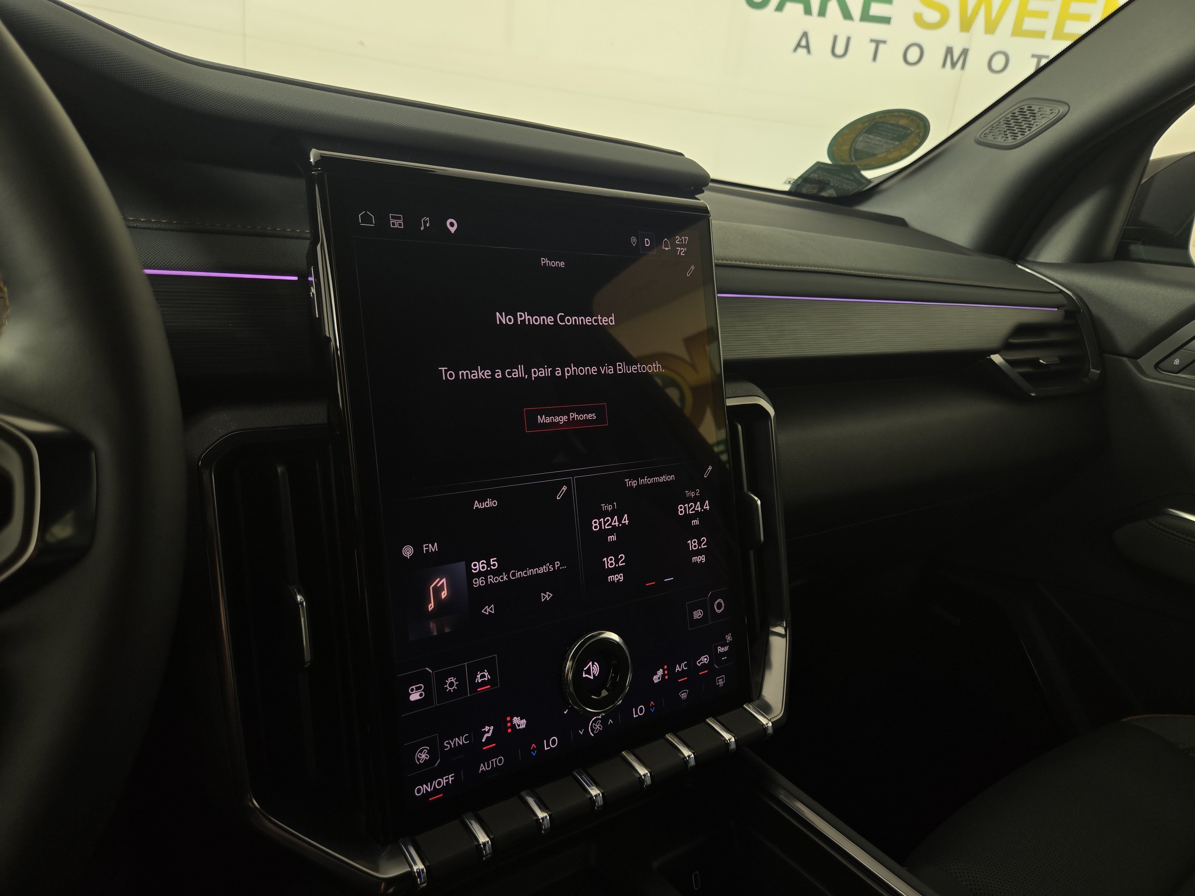 Certified 2025 GMC Acadia AT4 AWD/4WD image 23