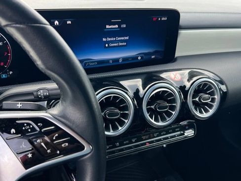 Used 2025 Mercedes-Benz CLA 250 image 19
