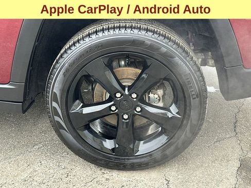 Used 2025 Jeep Grand Cherokee Limited w/ Luxury Tech Group II AWD/4WD image 9