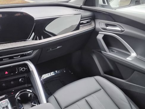 Certified 2025 Audi Q5 Premium w/ Convenience Package image 19