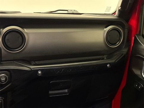 Used 2019 Jeep Wrangler Unlimited Sport S image 15