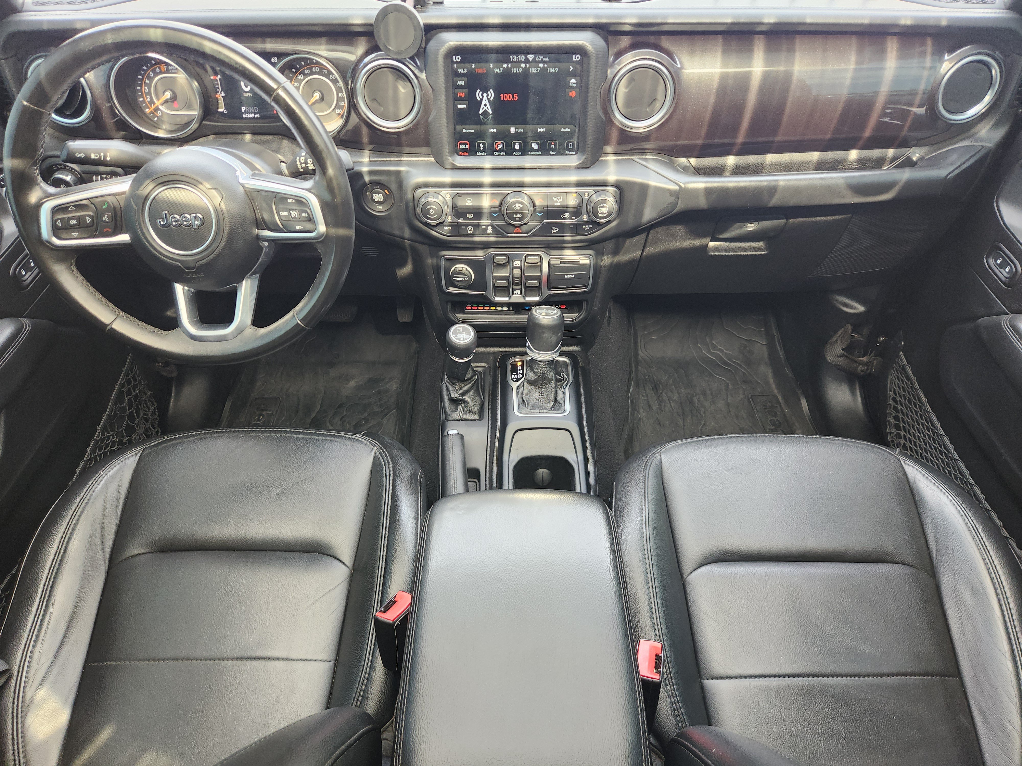 Used 2019 Jeep Wrangler Unlimited Sahara AWD/4WD image 26
