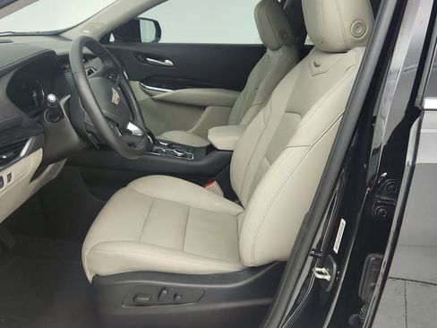 Certified 2023 Cadillac XT4 Premium Luxury w/ Cold Weather Package image 31