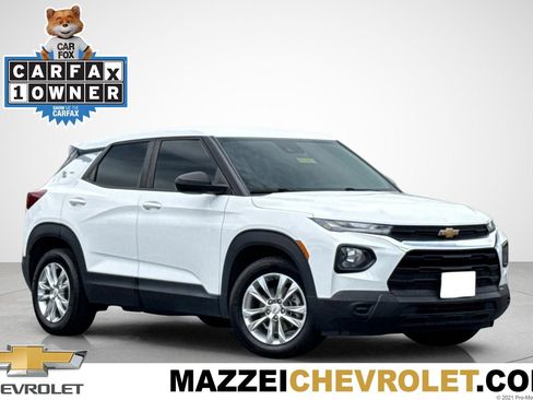 Used 2021 Chevrolet TrailBlazer LS FWD image 1