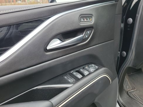 Used 2023 Cadillac Escalade Sport image 18