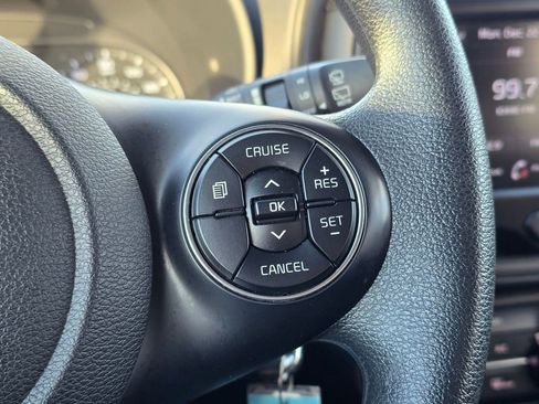 Used 2022 Kia Soul LX w/ Technology Package FWD image 31