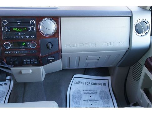 Used 2010 Ford F350 Lariat image 20