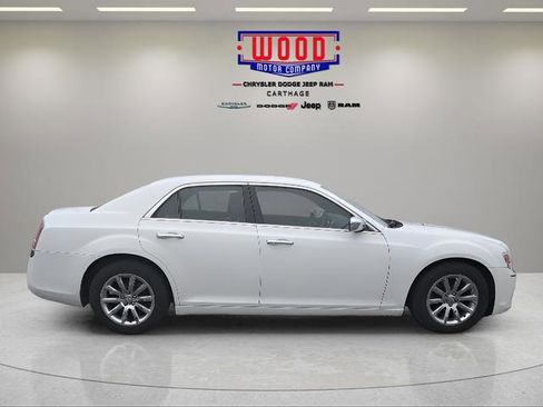 Used 2012 Chrysler 300 Limited image 2