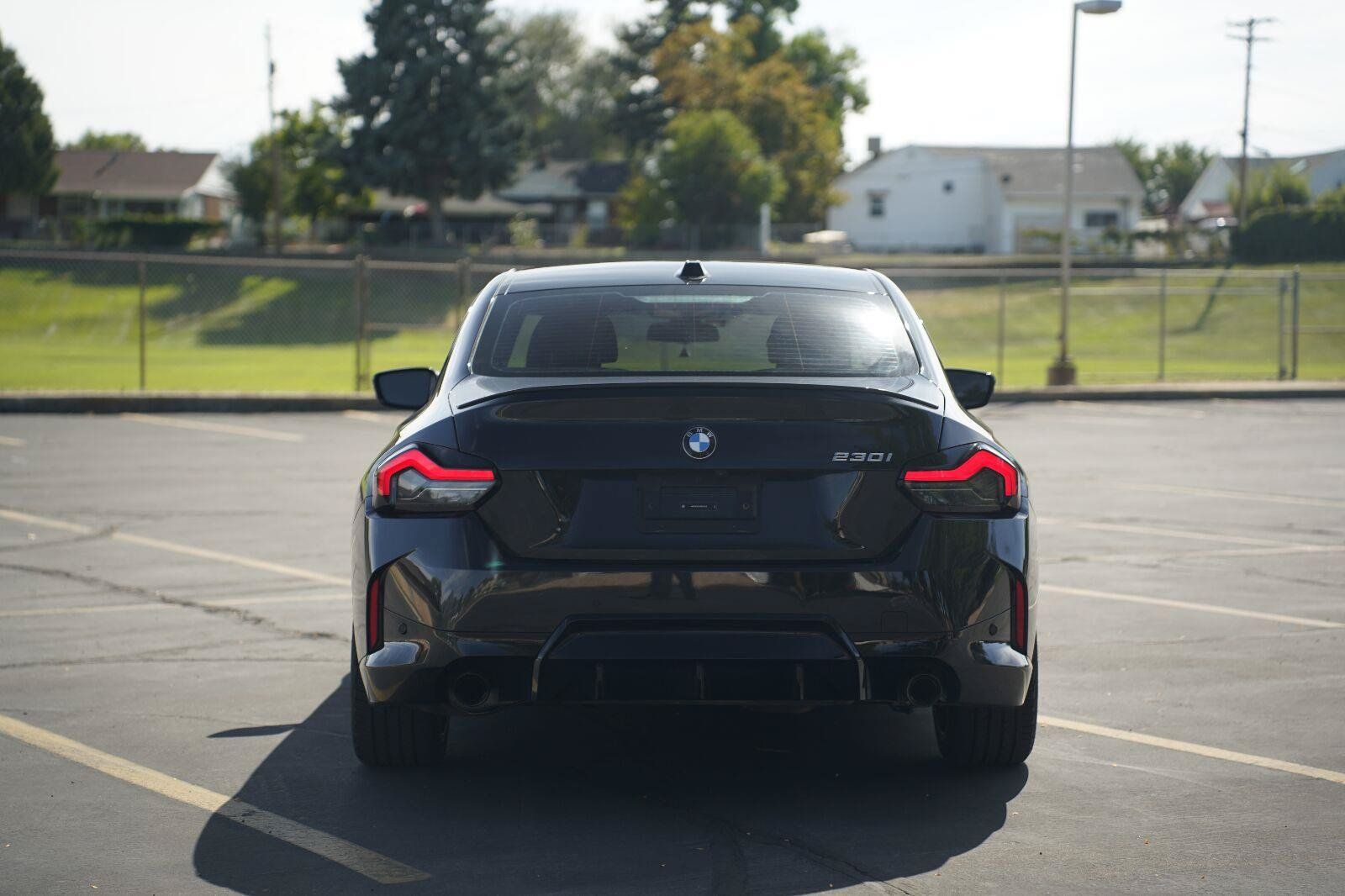 Used 2024 BMW 230i Coupe w/ Premium Package RWD image 4