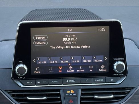 Used 2025 Nissan Altima 2.5 SV FWD image 20