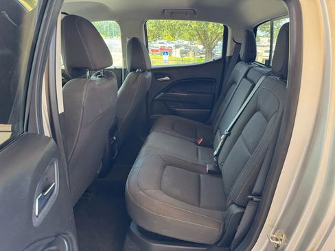 Used 2017 Chevrolet Colorado LT w/ LT Convenience Package image 17