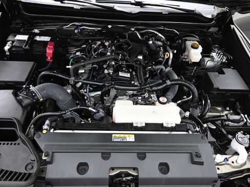 Used 2024 Toyota Tacoma TRD Off-Road image 22