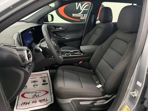 New 2026 Chevrolet Equinox LT FWD image 9