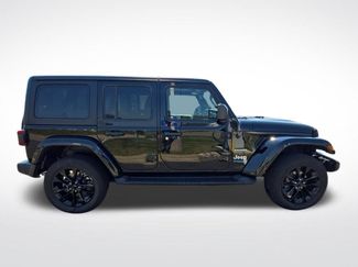 Used 2022 Jeep Wrangler Unlimited Sahara w/ Cold Weather Group AWD/4WD video 2