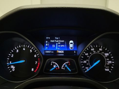 Used 2018 Ford Focus Titanium w/ Titanium Technology Package FWD image 23