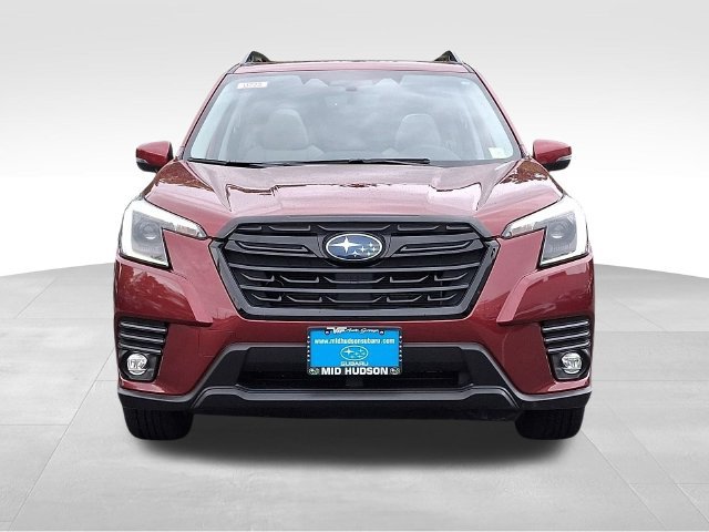 Used 2024 Subaru Forester Limited AWD/4WD image 2