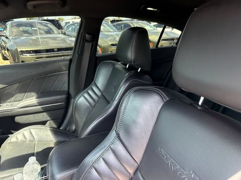 Used 2018 Dodge Charger SRT Hellcat RWD image 11