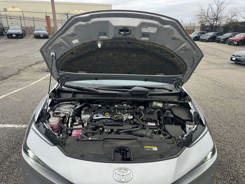 Used 2025 Toyota Prius LE image 30