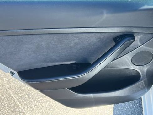 Used 2022 Tesla Model 3 RWD image 13