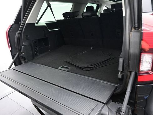 Used 2025 Ford Expedition Max Platinum AWD/4WD image 41