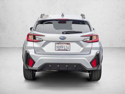 Used 2025 Subaru Crosstrek 2.0i Premium image 6