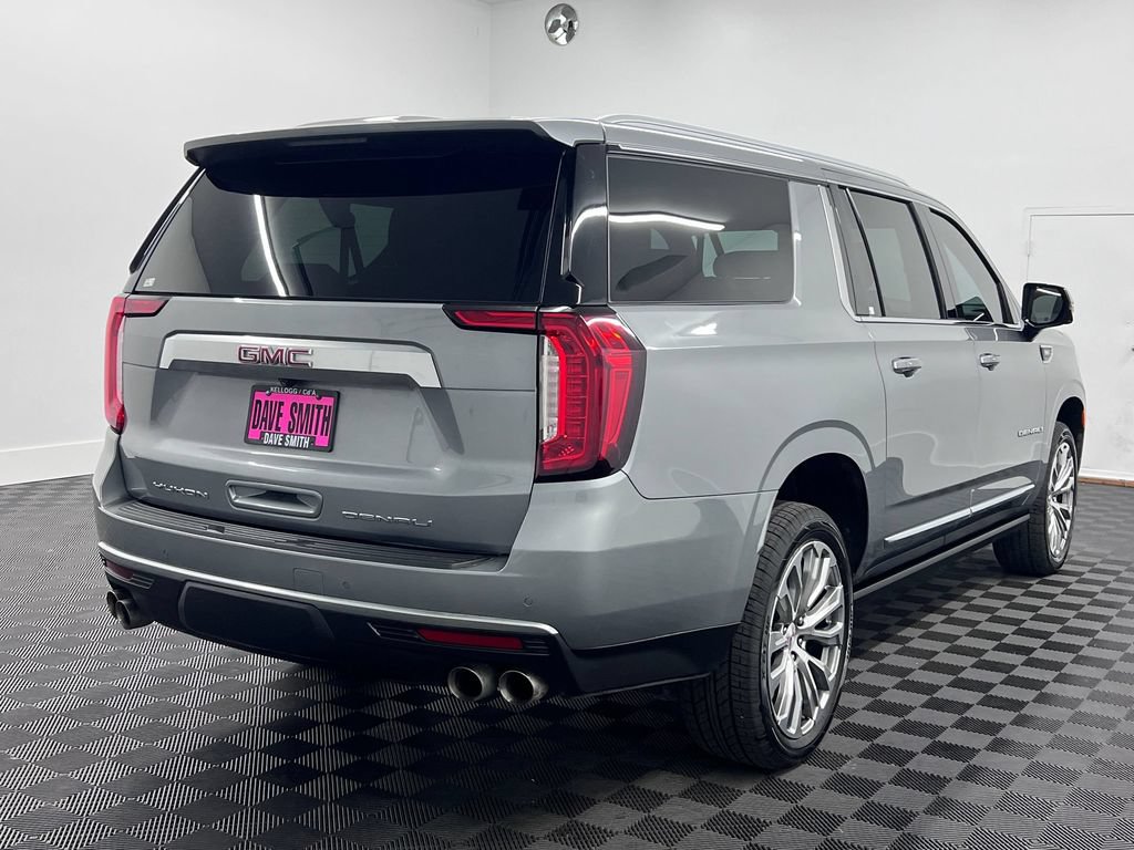 Used 2023 GMC Yukon XL Denali AWD/4WD image 9