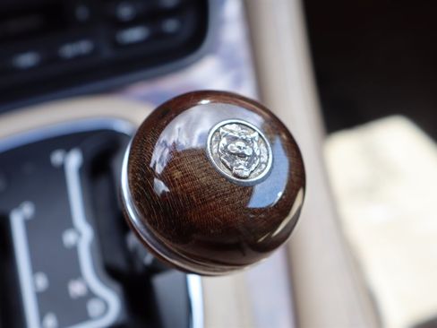 Used 2003 Jaguar XJ8 L RWD image 36
