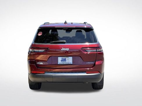 Certified 2024 Jeep Grand Cherokee L Limited w/ Luxury Tech Group II AWD/4WD image 10
