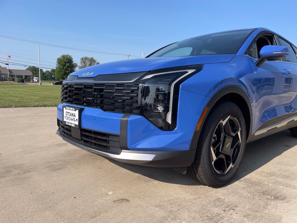 New 2026 Kia Sportage EX FWD image 14