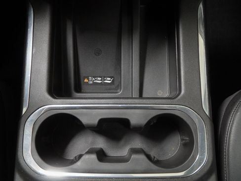 Used 2019 Chevrolet Silverado 1500 LTZ AWD/4WD image 42