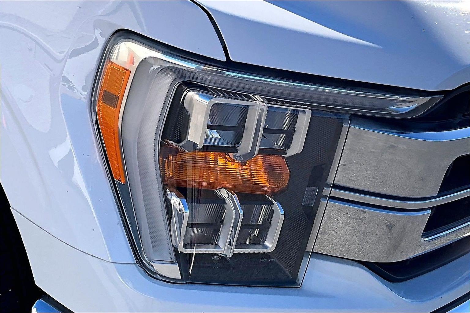 Used 2021 Ford F150 Lariat w/ FX4 Off-Road Package AWD/4WD image 33