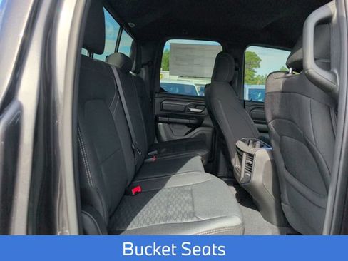 New 2026 RAM 1500 Express AWD/4WD image 32