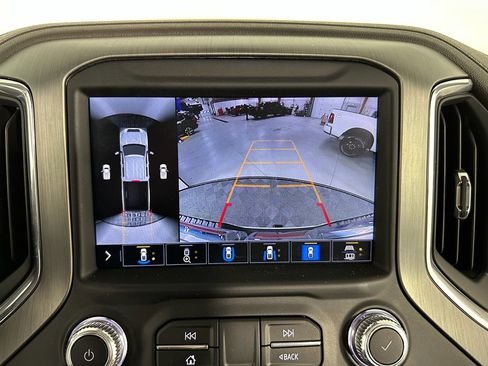 Used 2022 GMC Sierra 3500 Denali w/ Denali Ultimate Package image 24