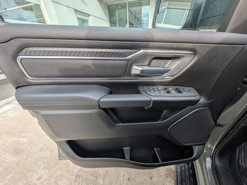New 2026 RAM 1500 4x4 Crew Cab image 42