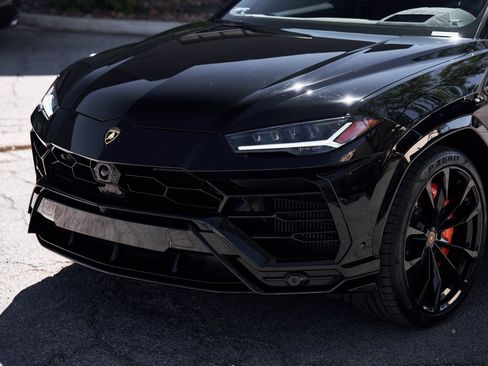 Used 2022 Lamborghini Urus image 5