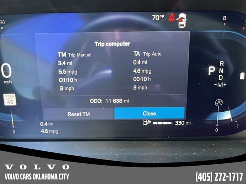 Used 2025 Volvo XC60 B5 Plus image 10