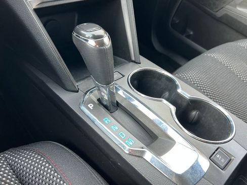 Used 2017 Chevrolet Equinox LT w/ Convenience Package image 27