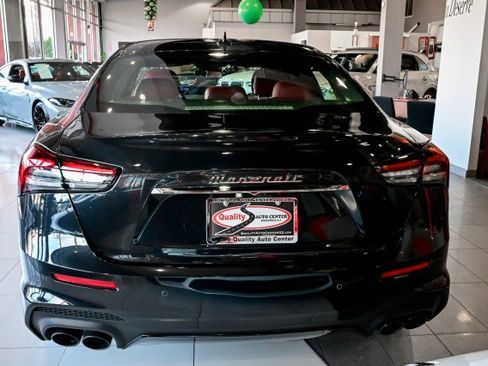 Used 2022 Maserati Ghibli Modena Q4 image 6