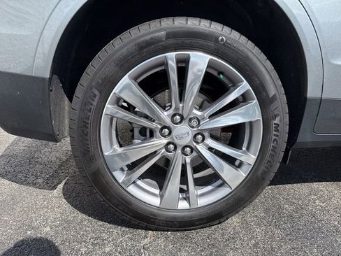 Used 2023 Cadillac XT5 Premium Luxury w/ LPO, Floor Liner Package AWD/4WD image 6