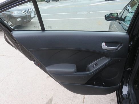 Used 2017 Kia Forte LX FWD image 24