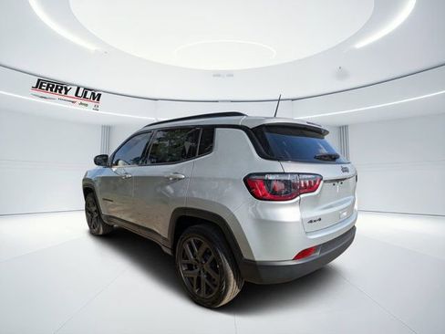 New 2026 Jeep Compass Latitude w/ Sun and Sound Group AWD/4WD image 5