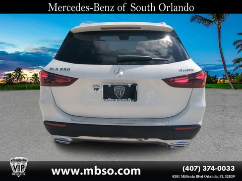 Certified 2026 Mercedes-Benz GLA 250 4MATIC image 17